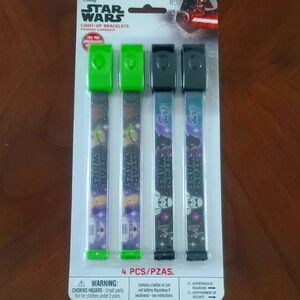 Disney Star Wars Light-Up Bracelets - Green and Black